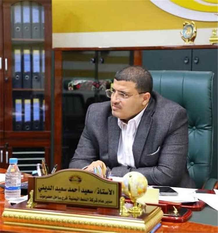 الصحفي محمد الحنشي: ارتفاع أسعار الوقود مرتبط بتحديات اقتصادية عالمية ويحذر من اختزال الأزمة في استهداف مدير شركة النفط بساحل حضرموت