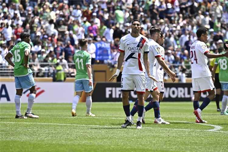 باريس سان جيرمان يضرب بقوة في معقل لوهافر بخماسية ويُحكم قبضته على صدارة الدوري الفرنسي