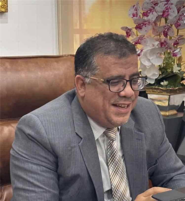 سفير بلادنا لدى ماليزيا يحذر من مخاطر التهديدات الحوثية على الملاحة الدولية والتجارة العالمية