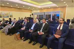 وزير المياه يشارك في جلسة حواريه حول إدارة الموارد المائية في اليمن بالقاهرة