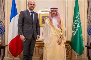 وزير الخارجية السعودي يبحث مع نظيره الفرنسي العلاقات الثنائية والتطورات الإقليمية