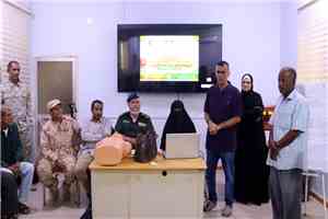 عدن.. دورة تدريبية لمنتسبي وزارة الدفاع في مجال الإسعافات الأولية