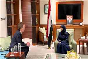 وزيرة الخارجية تبحث مع السفير الكندي العلاقات الثنائية وتطورات الأوضاع في اليمن