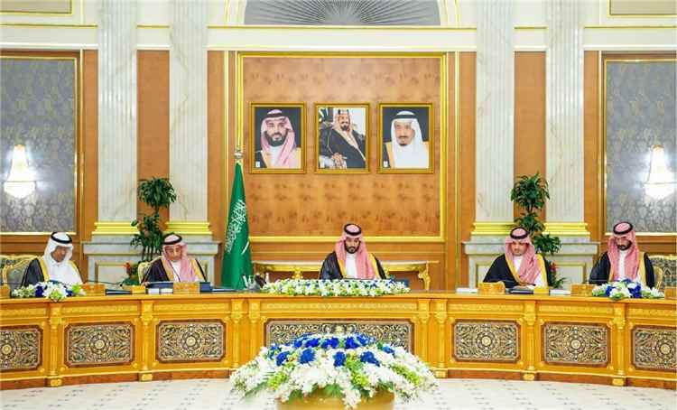 مجلس الوزراء السعودي يشيد بنتائج الاجتماع الأول للجنة الاستراتيجية السياسية الدفاعية لـ"اتفاق مكة للدفاع"