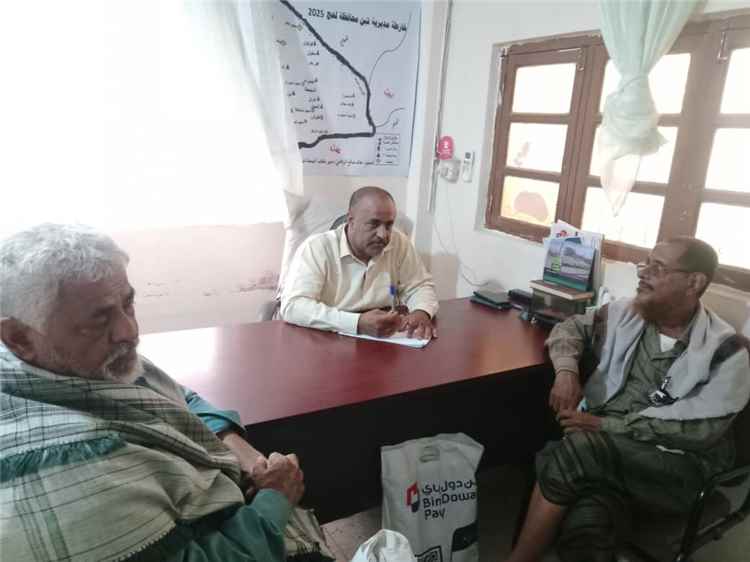 مدير صحة تبن يرأس اجتماعاً لمناقشة الاستعدادات لحملة التحصين ضد الحصبة والوقوف أمام الوضع الوبائي بالمديرية