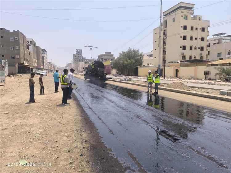 بدء أعمال سفلتة طريق جولة البيرق – شرطة كابوتا بطول 1200متر