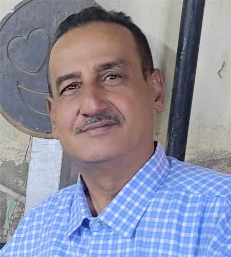 الصحفي مقراط يعزي الشيخ أحمد العيسي بوفاة اخيه عيدروس