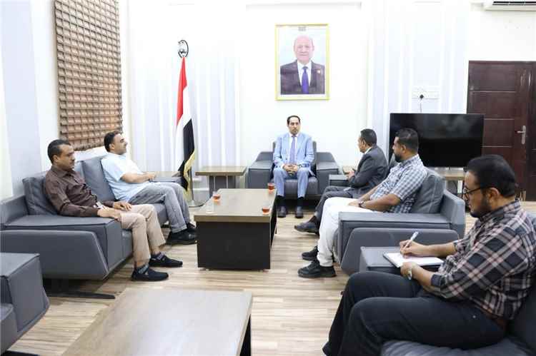الوزير البكري  يلتقي وكيل محافظة ريمة لشؤون الشباب ويوجه بدعم الأنشطة الشبابية والرياضية