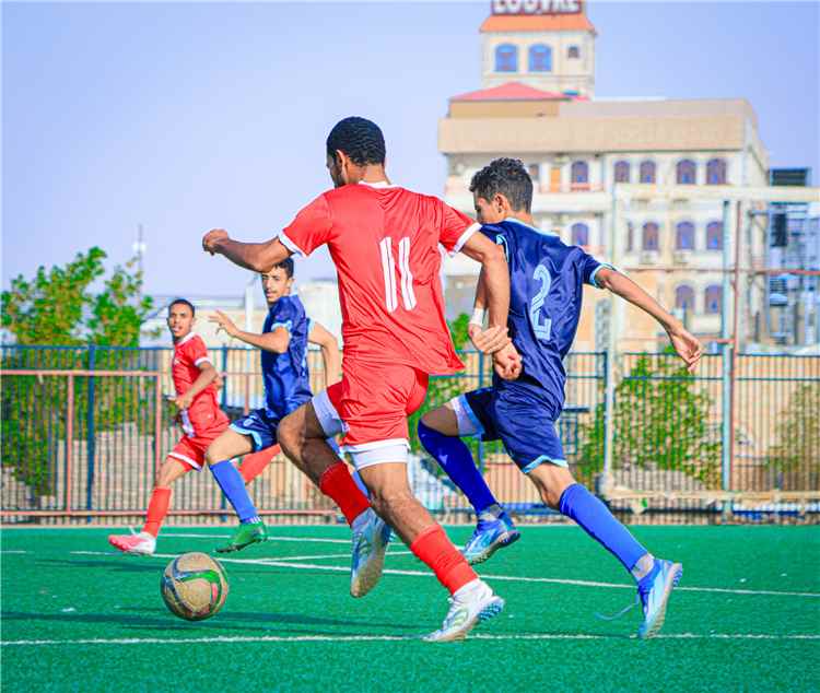 العرش يكتسح القردعي ويتأهل لمواجهة الوحدة في نهائي تصفيات الدرجة الثالثة بمأرب