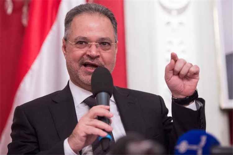 المخلافي: الحوثي يوظف ادعاءات استهداف المدنيين لوقف معركة التحرير