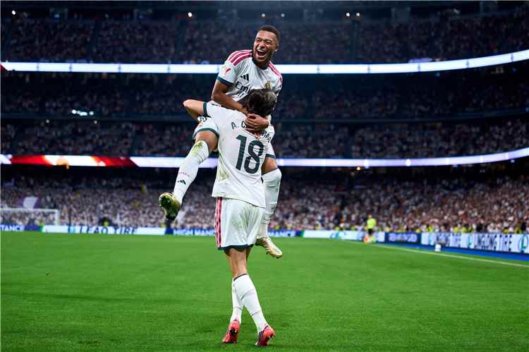ريال مدريد يستعيد نغمة الانتصارات في الليجا بفوز عريض على رايو فاليكانو