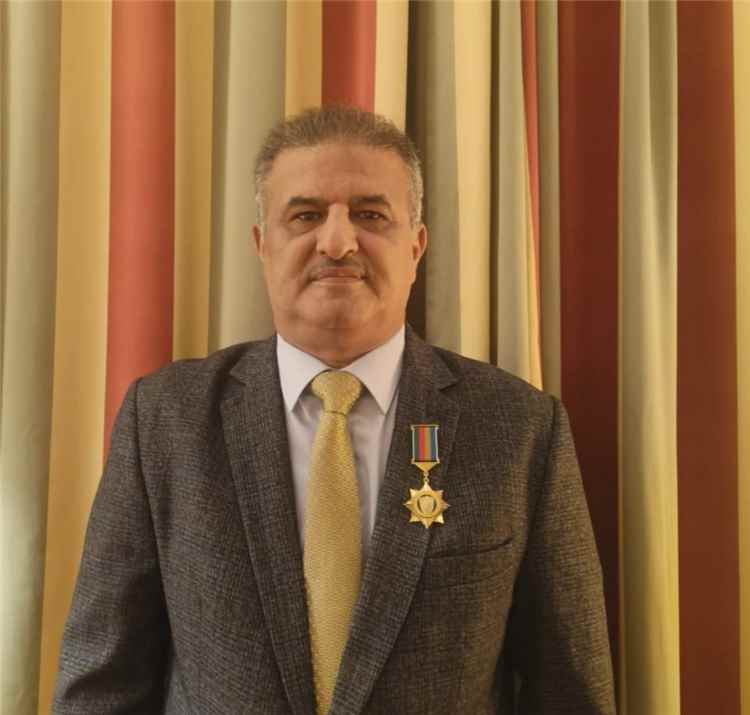 الكاتب نزار الخالد يُكرّم بوسام الدبلوماسية العامة من الغرفة الاجتماعية الدولية