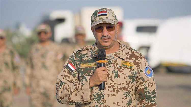 باحث سعودي: لو كان طارق صالح خائناً لذهب إلى حيث يكون الخونة