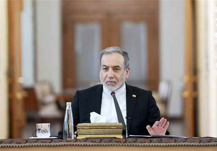 وزير الخارجية الإيراني يزور الصين غدا