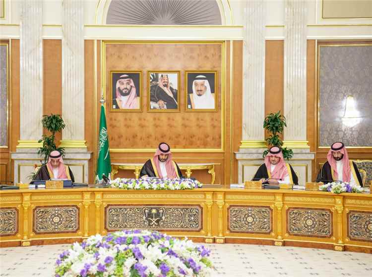 مجلس الوزراء السعودي يدين بأشد العبارات الاعتداءات الحوثية ويؤكد حق المملكة في الدفاع عن أراضيها
