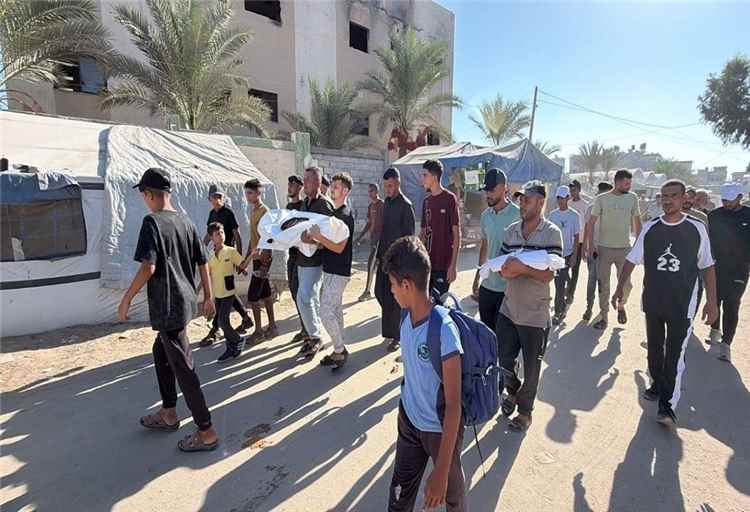هجمات إسرائيلية على قطاع غزة وسقوط ضحايا وخروج مستشفيات من الخدمة
