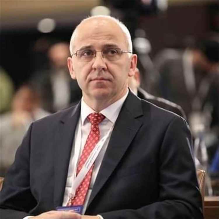 أكاديمي تركي: أوباما مهّد للحوثيين طريق صنعاء وترامب وافق على تمددهم في اليمن ضمن «الفوضى الخلاقة»