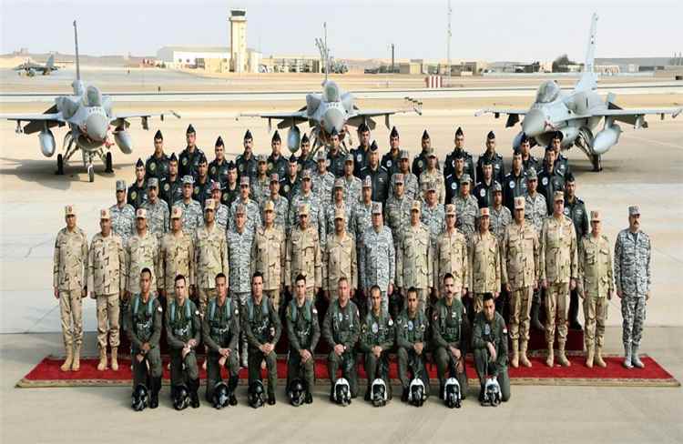 أمريكا تعلن تسليم مصر دفعة طائرات جديدة