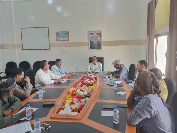 اجتماع في شبوة تؤكد على مواصلة معالجة أزمة الغاز والتشديد على ضبط توزيعها واسعارها