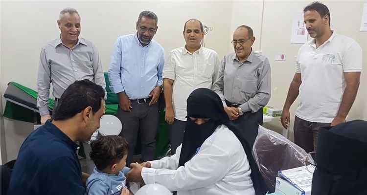 برعاية الشعبي.. صحة عدن تدشن حملة الفحص الصحي للأطفال في عيادات معاك الدولية