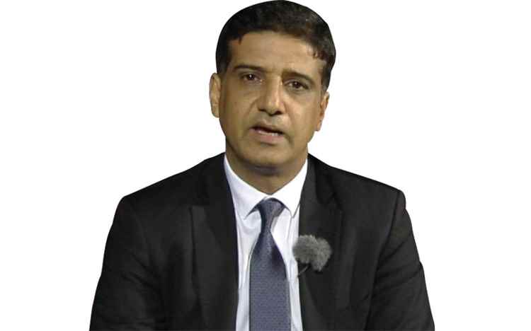 العواضي: الحوثي يستغل التهدئة لترتيب صفوفه.. والمفاوضات بلا انسحاب من الساحل الغربي تكرار للخطأ