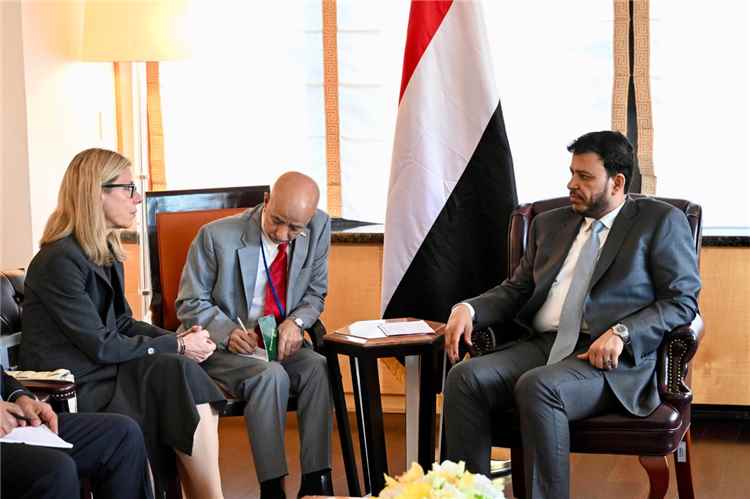 الدكتور عبدالله العليمي يبحث مع قيادات البنك الدولي تعزيز الشراكة ودعم مؤسسات الدولة