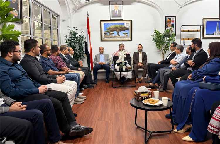 سفارة اليمن تناقش في لقاء موسع توحيد جهود المكونات اليمنية في ماليزيا بما يخدم القضايا الوطنية