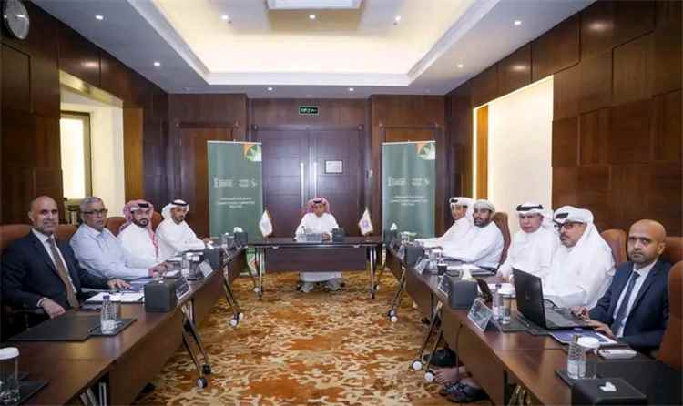 لجنة المسابقات بالاتحاد الخليجي تناقش الترتيبات وتقر قوائم مراقبي المباريات في خليجي27