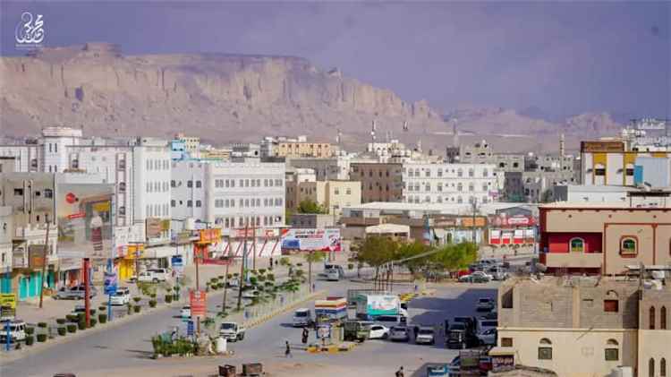انفجار عبوة ناسفة يستهدف رتلاً عسكرياً لقوات درع الوطن في شبوة