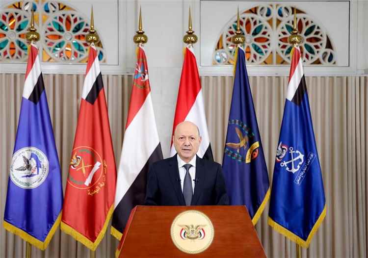 الرئيس العليمي يعلن التعبئة العامة ويفتح باب العفو أمام المنسحبين من صفوف الحوثيين
