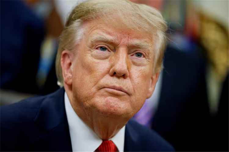 صحيفة: ترامب يرفض مقترح إيران بوقف إطلاق النار