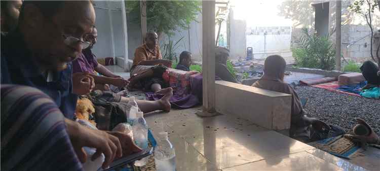 قيادات عسكرية ومدنية تقدم واجب العزاء بلحج باستشهاد نجل رئيس انتقالي طورالباحة في كهبوب