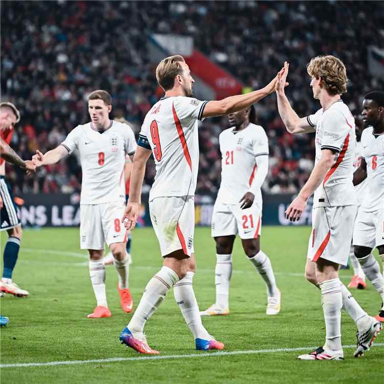 منتخب إنجلترا يحقق انتصارا ثمينا على مضيفه التشيك في دوري الأمم الأوروبية