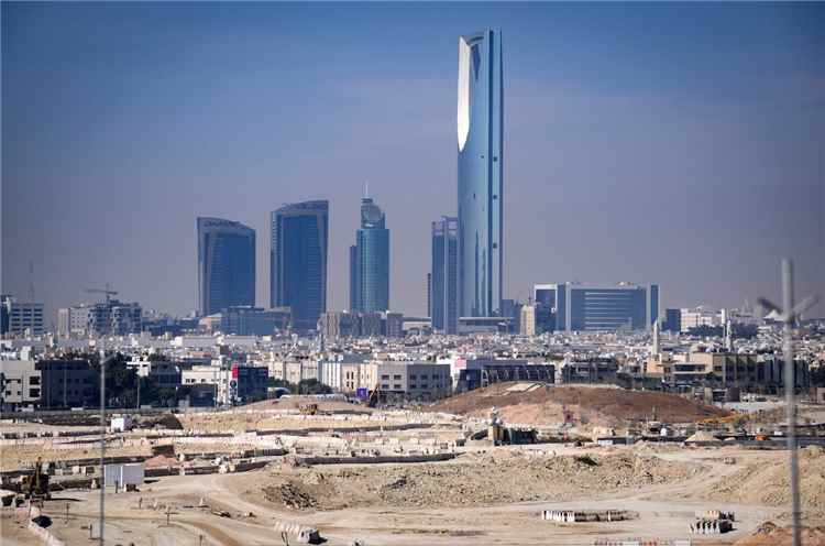 السعودية تحقق إنجازا اقتصاديا قبل 4 أعوام من موعده