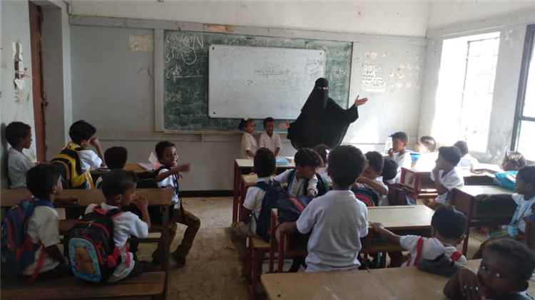 جمعية بذور الخير تنفذ توعية لطلاب الصف الأول حول الحماية من المخاطر المدرسية في أحور