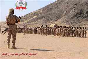 استشهاد 5 جنود وإصابة 3 في الهجوم الباليستي على مقر قوات درع الوطن غرب عدن