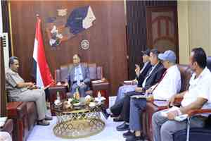 لقاء يقر تشكيل لجنة مشتركة لإعداد تصور متكامل حول تطوير المناطق الصناعية في لحج