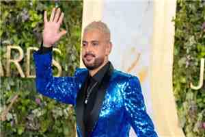 رامز جلال في الحرم المكي يلبي طلب طفل وسط تفاعل واسع من المتابعين