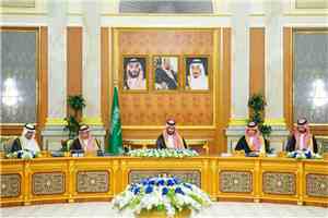 مجلس الوزراء السعودي يشيد بنتائج الاجتماع الأول للجنة الاستراتيجية السياسية الدفاعية لـ"اتفاق مكة للدفاع"
