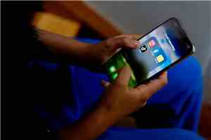 مصر تحمي الأطفال دون 13 عاما من السوشيال ميديا