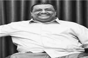 المحافظ الحالمي يعزي بوفاة الشيخ عيدروس صالح العيسي