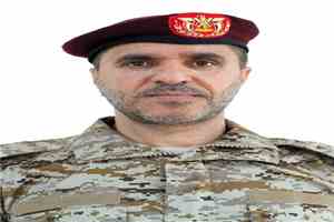 صادق دويد يكشف تفاصيل معركة الساحل الغربي: أكثر من 76 ألف حوثي و130 صاروخاً باليستياً