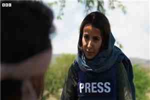 مراسلو BBC يتعرضون لملاحقة بطائرة مسيّرة حوثية أثناء تغطية المعارك في تعز.. فيديو