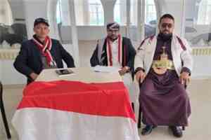 شاعرٌ يمانيٌ يجمعُ قانونَ البلاغةِ في شطر بيتٍ من الشعر!