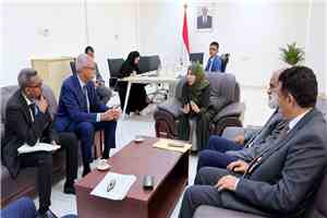 وزيرة الخارجية تبحث مع المنسق المقيم للأمم المتحدة تعزيز الاستجابة الإنسانية والتنموية