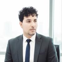 اسامة العمودي