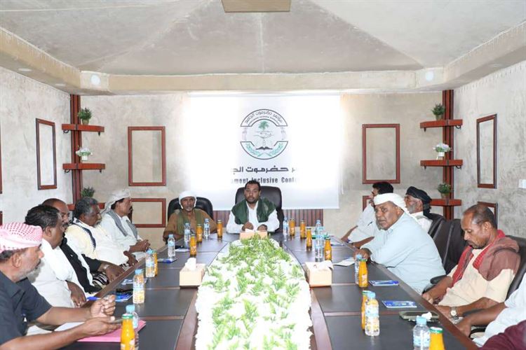 الأمين العام لمؤتمر حضرموت الجامع يلتقي بقيادة الهيئة التنفيذية لمديرية أرياف المكلا