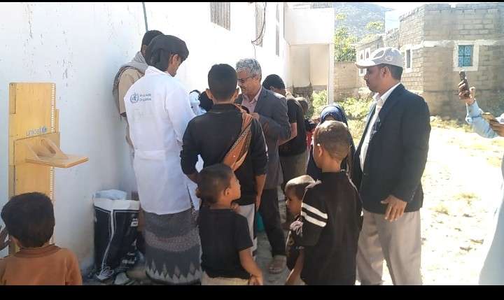 المشرف المركزي لوزارة الصحة يتفقد سير عمل فرق التحصين الايصالي بلودر