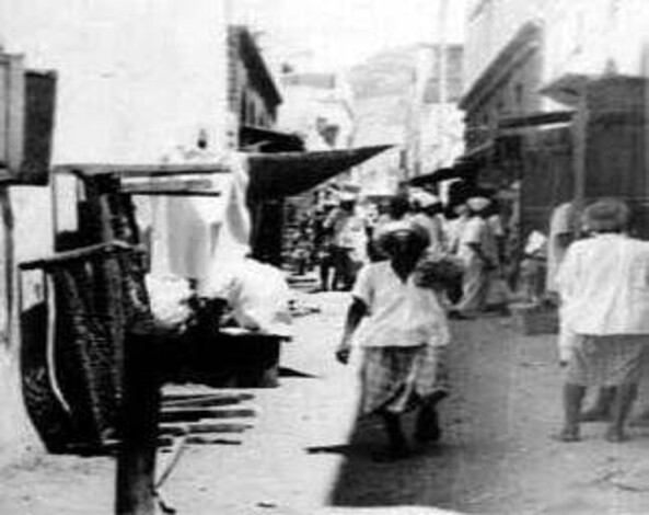 من الذاكرة العدنية ..حيدري عدن وعطر بابو هنده