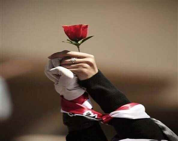 (نساء عاريات) يربكن الشرطة المحلية في صنعاء